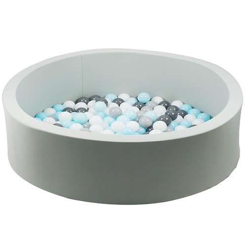 Pool ball pit with 200 - pool,